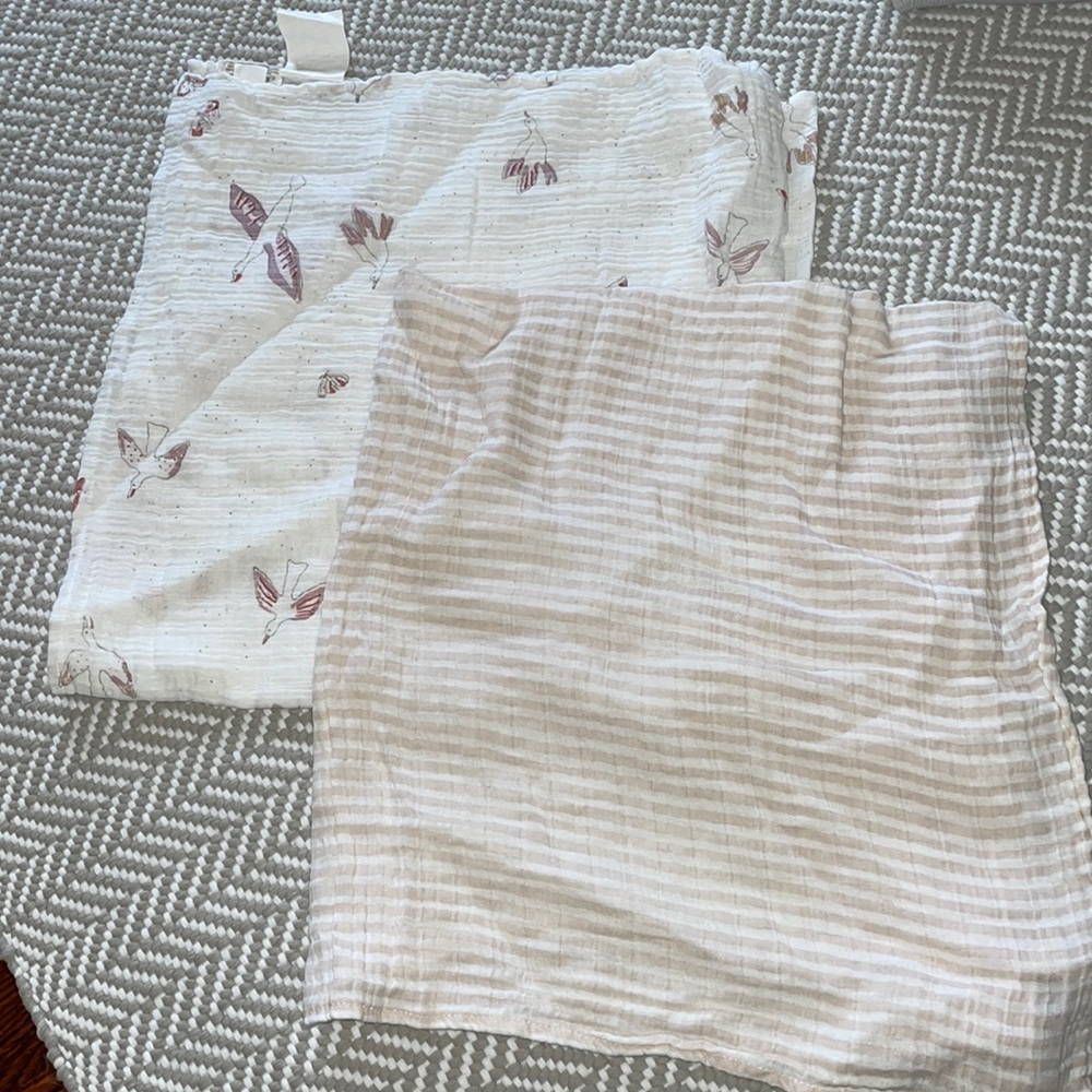 Pehr. Set of 2 count the ways cloths.